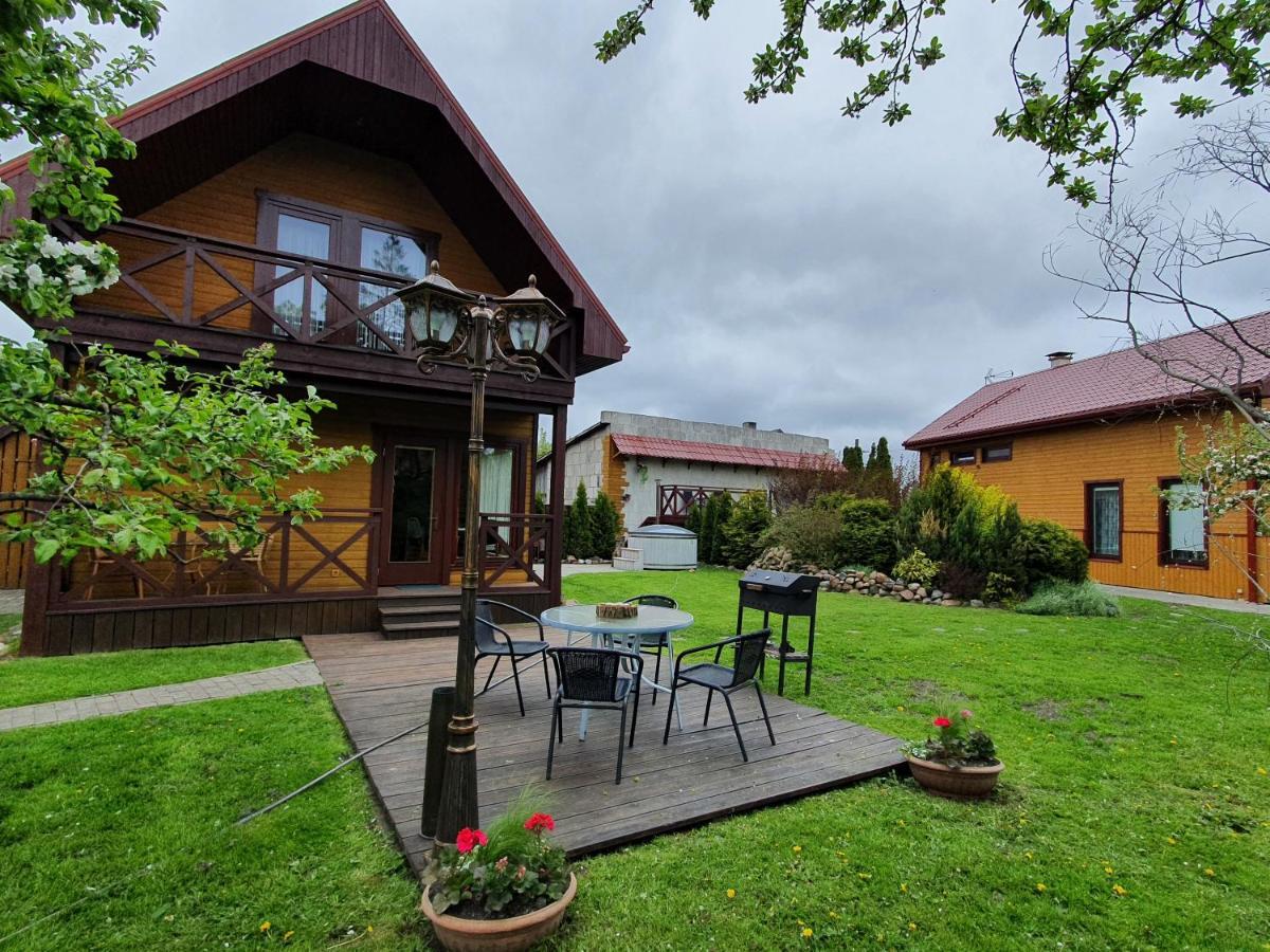 Brivdienu Maja Amrai Ventspils Exterior photo